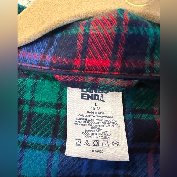 LANDS END ❤️💙 Plaid Flannel 2 Piece Pajama Set, Long Sleeve Button Down & Pants - Picture 4 of 11